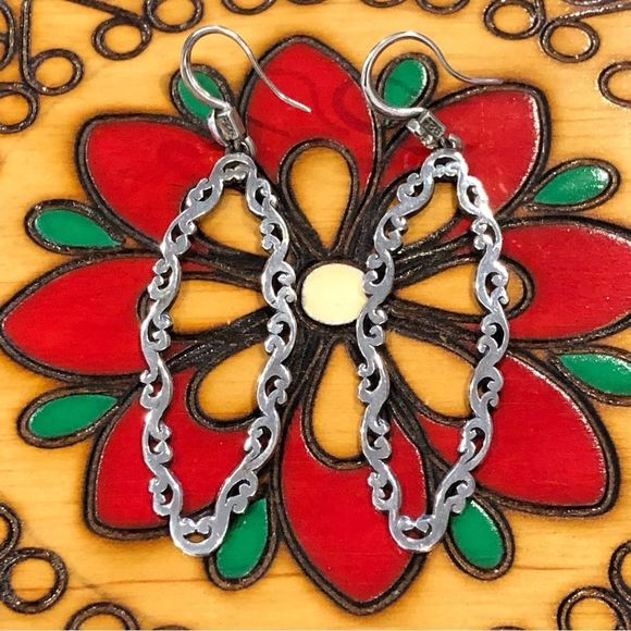 SOLD   LOIS HILL Sterling Silver Long Oval Cut Out Drop Dangle Earrings - Picture 11 of 15